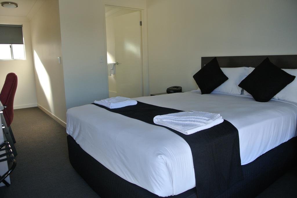 Springsure QLD Accommodation Adelaide