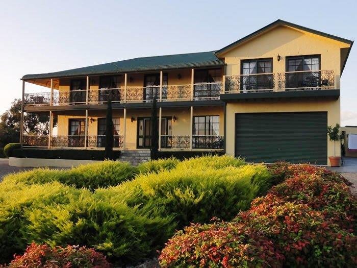 Book Eden Park Accommodation Vacations  Tweed Heads Accommodation
