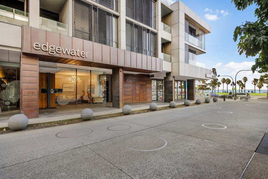 South Geelong VIC Accommodation in Surfers Paradise