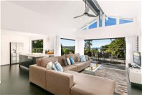 Elevated Beachside Sanctuary - Accommodation Cooktown
