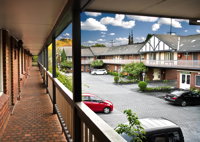 Elizabethan Lodge - Accommodation in Brisbane
