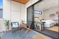 Eternity 141 - Room with private bathroom balcony bed  breakfast - Lennox Head Accommodation