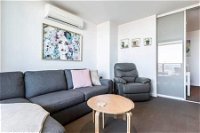 Fantastic views 2 b/r 2 bath with all new furniture - Great Ocean Road Tourism
