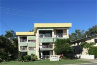 First Floor Unit with waterviews from your balcony - Accommodation Brisbane