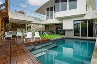 Flawless  modern luxury Sunshine Beach - Hotels Melbourne