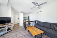 Flynns Beach Apartments 4 41 Pacific Drive - Brisbane Tourism