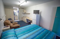 Fourth Ave Motor Inn - Accommodation in Brisbane