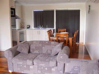 Glenaire apartments at Pontifex - Accommodation Bookings