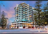 Glenelg Getaway 3 bedroom apartment - QLD Tourism