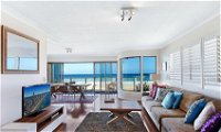 Gold Coast Beachfront Mansion - Lennox Head Accommodation