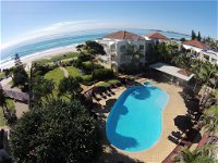 Golden Riviera Absolute Beachfront Resort - Accommodation Noosa