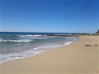 Golden Sands 1 - Absolute Beachfront - Australia Accommodation