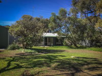 Gone Fishing - Maitland Accommodation