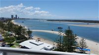 Grand Hotel Ocean view Apartment Labrador - Accommodation Adelaide