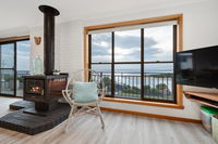 Granite Beach House - Accommodation Redcliffe