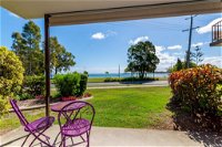 Ground Floor with water views and pool - Accommodation Brisbane