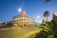 Heritage Hotel Rockhampton - Car Rental