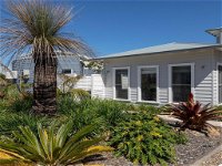 Hideaway at Culburra - guest house with plunge pool - Australia Accommodation