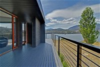 Hobart Waterfront Luxury Retreat - Accommodation BNB