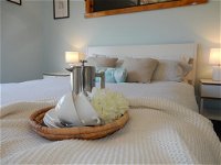 Holiday home by the beach in St Helens - Accommodation Noosa