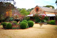 Jacobs Creek Retreat at Moorooroo Park - Car Rental