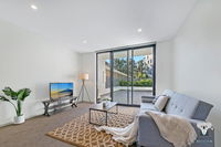 KOZYGURU WOLLI CREEK KOZY 3 BED APT  FREE PARKING NWC009 - Schoolies Week Accommodation