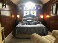 Krinklewood Cottage  Train Carriages - Accommodation Brisbane