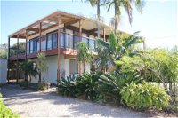 Lakehouse on Oxley - Accommodation Airlie Beach