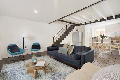 Large Converted Church Apartment In Top Location