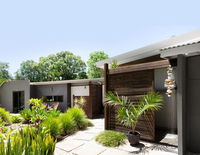 Lily Pad at Byron Bay - Palm Beach Accommodation