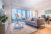 Luxurious Townhouse With Natural Light In Rosebery - Stayed