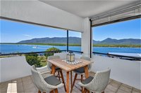 Luxury Cairns Penthouse Apt with Ocean Views 903 - WA Accommodation