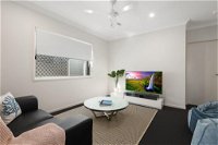 Luxury Home close to Sleemans QE2 Hospital  Griffith Uni - Accommodation in Brisbane