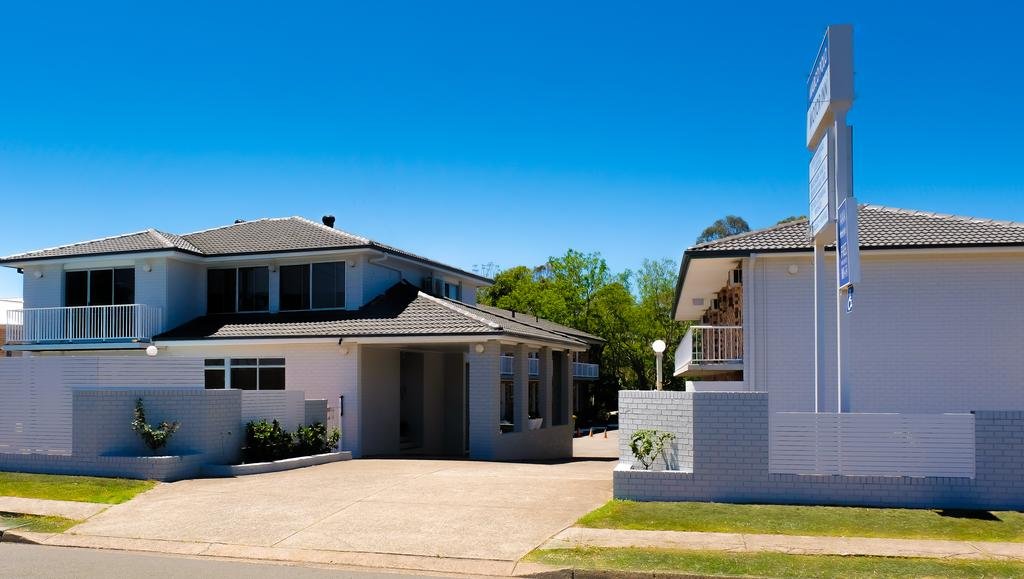 Oxley Island NSW Accommodation Search