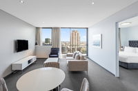 Meriton Suites Campbell Street - Accommodation Port Macquarie