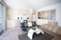 Modern Executive Apartment  Braddon 1BR Wine Wifi Secure Parking Canberra - Accommodation Perth