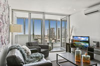 Modern Two Bedroom Apartment in Melbourne CBD