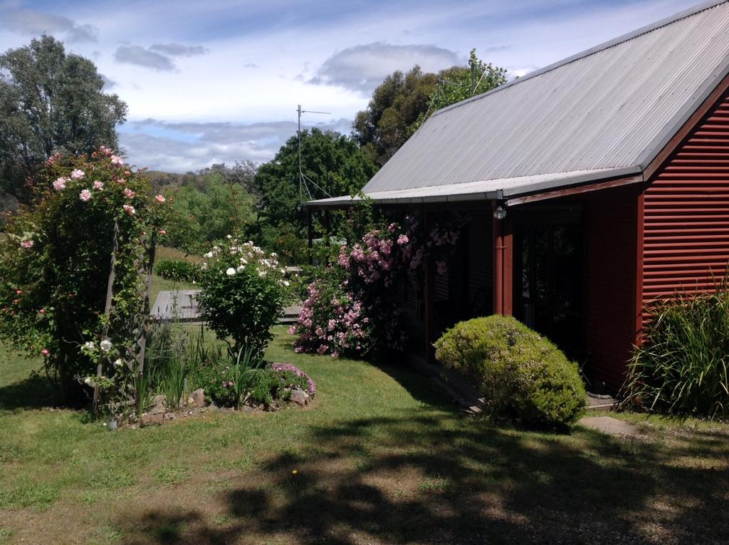 Piries VIC Accommodation NSW