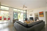 Moriarty Studio - chic couples retreat - Accommodation in Brisbane