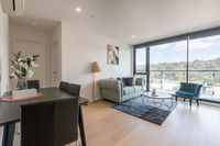 Mountain View 2 Bed 2 Bath ApartmentPlayhouse - Accommodation NSW