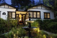Mountain Whispers The Gatsby - Mount Gambier Accommodation