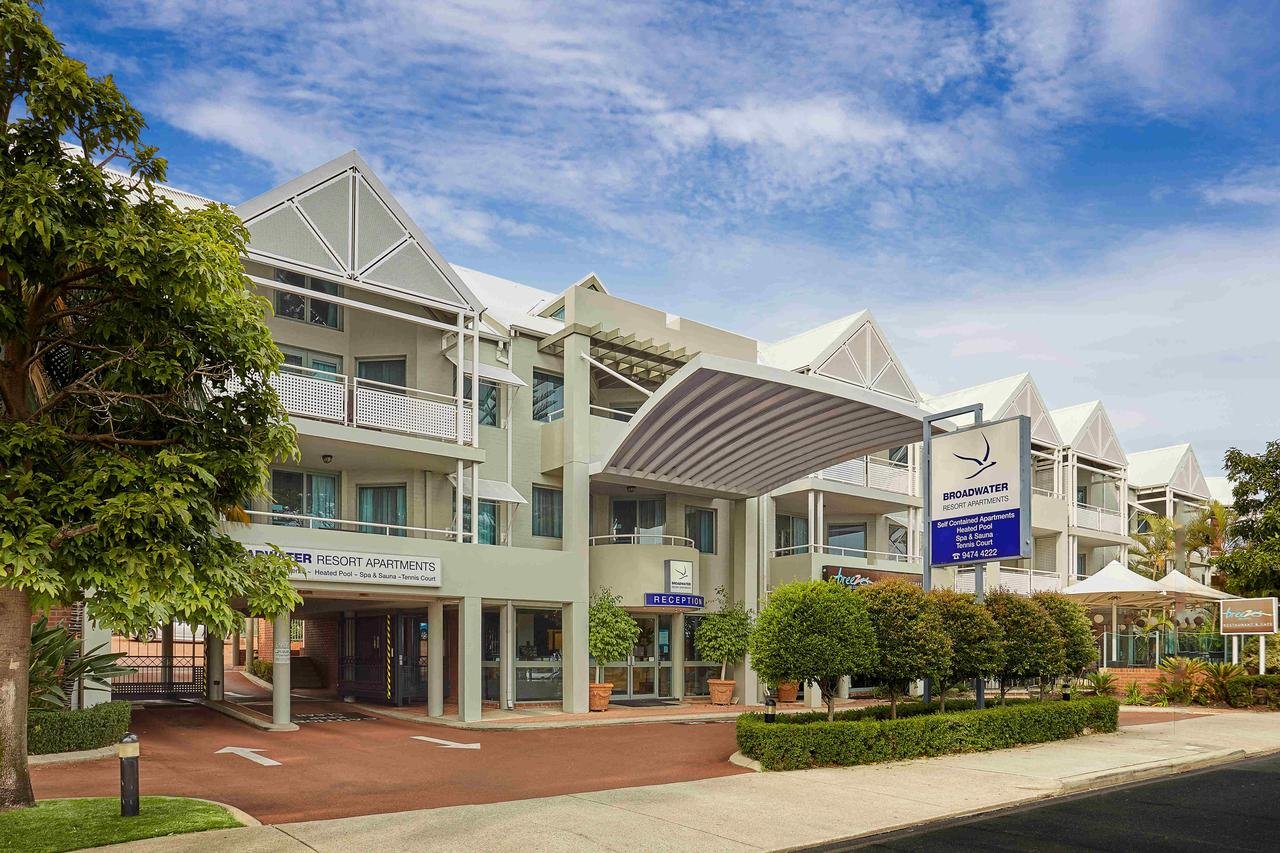 Book Como Accommodation Vacations  Tweed Heads Accommodation
