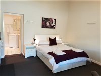 Stirling Apartments - Studio 1 - Accommodation Airlie Beach