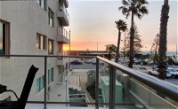 Sandcastles Beachfront  Luxury Retreat Apartment