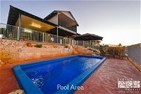3 Kestrel Place - PRIVATE JETTY  POOL