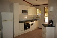 Ningaloo Coral Bay  Bayview - Accommodation Airlie Beach