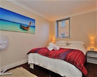 Mollies - Central Fremantle 1 Bedroom Apartment - eAccommodation