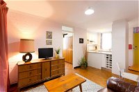 The Local - Fremantle Apartment - Accommodation Coffs Harbour