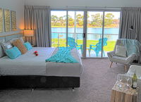 Ulverstone River Edge HolidayApartments - Accommodation Noosa