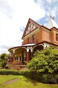 Old Bishop's Quarters Hobart - Accommodation BNB